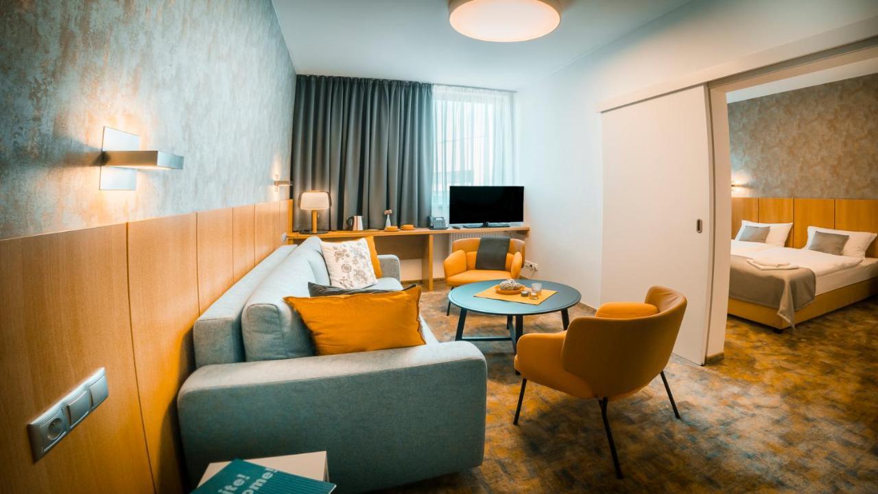 Hotel Arena 科希策 外观 照片